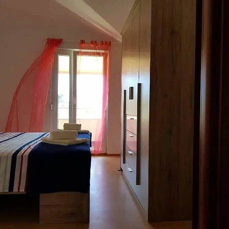 Apartman Ivana * Trogir