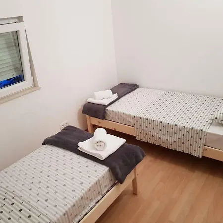 דירה Apartman Ivana טרוגיר
